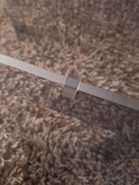 Image 1 of Mesa de centro cuadrada de cristal