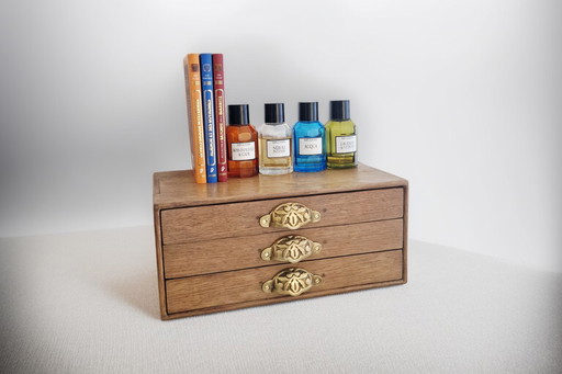 Small oak and brass commode - Circa 1900