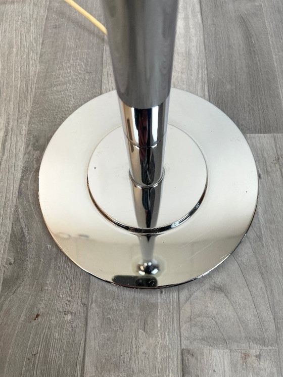Image 1 of Vintage vloerlamp in art-decostijl, jaren 70, chroom en glas.