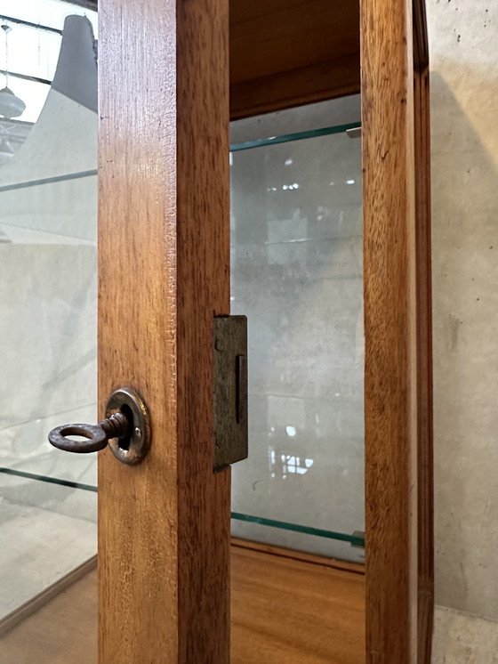 Image 1 of Vetrina vintage