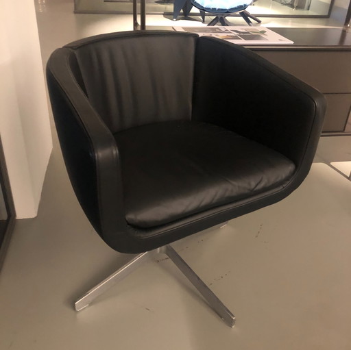 B&B Italia Tulip Sessel