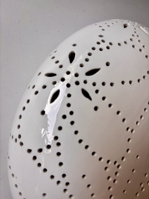 Handgefertigte Porzellan-Wandlampe