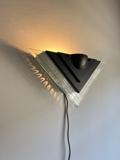 Lámpara de pared Herda estilo Memphis