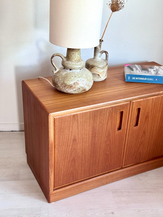 Buffet bas danois vintage Mid-century années 60 teck – Bois (photo 4 of 10)