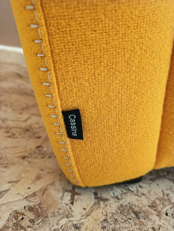 Image 1 of CASSINA 2x Poltrona 637 Utrecht 2024 (NUOVO, mai usato) in lana gialla KVDRAT € 6.600