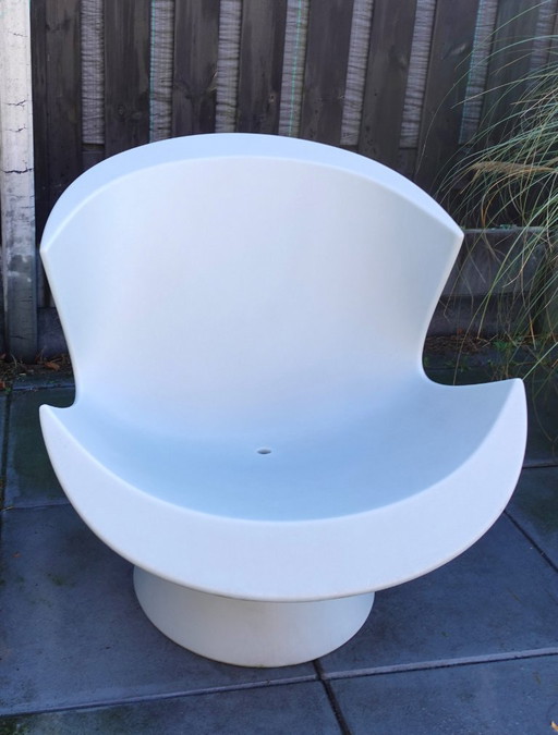 Karim Rashid Kite loungestoel voor Label, 2004 lichtblauw