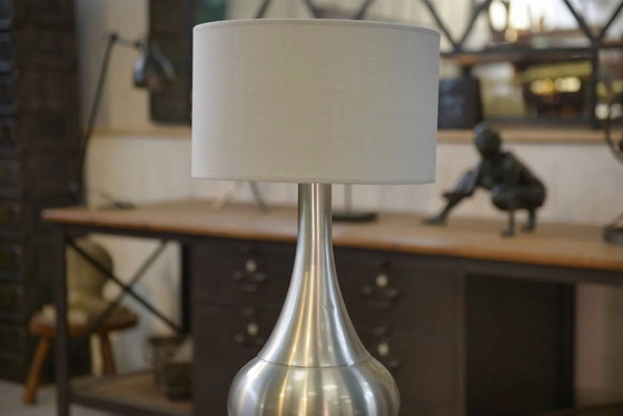 Lampe design en aluminium brossé des années 1970. – Vintage (photo 7 of 10)