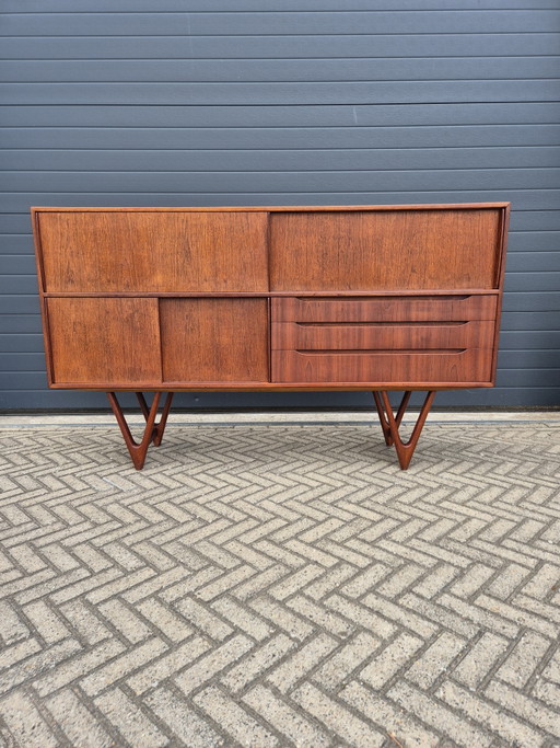 Kurt Østervig Schrank Modell 55