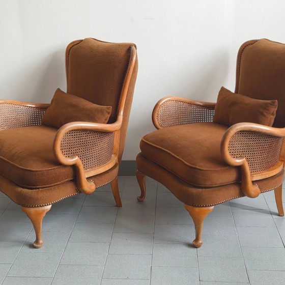 Image 1 of COPPIA DI POLTRONE BERGERE VINTAGE DEI PRIMI DEL XX SECOLO IN RATTAN E LEGNO, SUPERBAMENTE CURVE