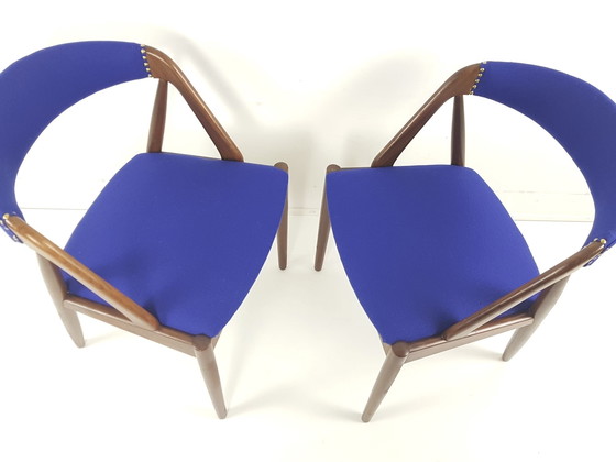 Image 1 of 2 teak stoelen Model 31 Dining Chairs Kai Kristiansen wol De Ploeg nieuw gestoffeerd 