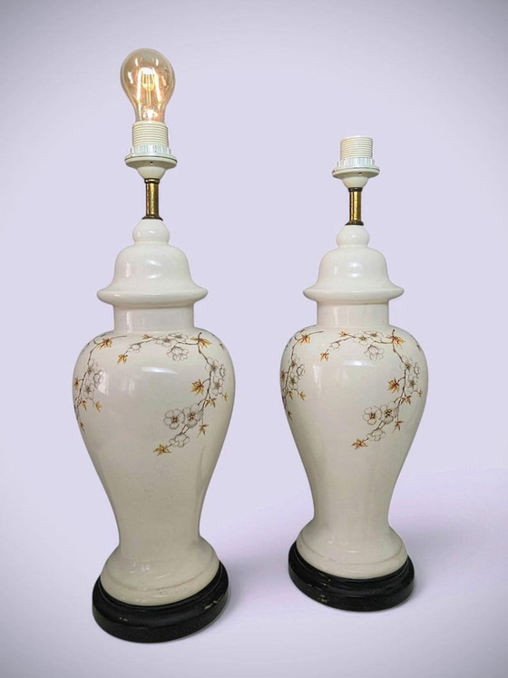Set of Luxurious Japanese Chinoiserie Table lamps – Porcelain (photo 11 of 13)