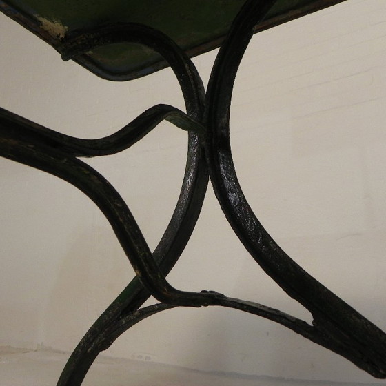 Image 1 of Table de bistro en acier, table de jardin à profil en T incurvé, années 1950
