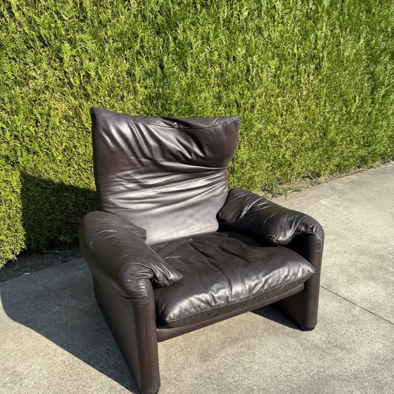 Image 1 of Cassina Maralunga 1-zit