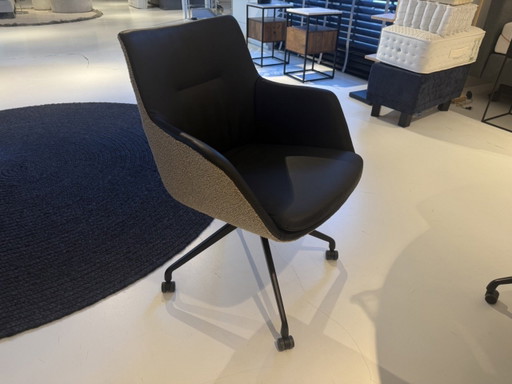 Vivian Esszimmerstühle, 4er-Set – De Toekomst, eetkamerstoelen, Textile, Lambskin
