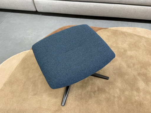 Leolux Lloyd Footstool Monza Blue Fabric