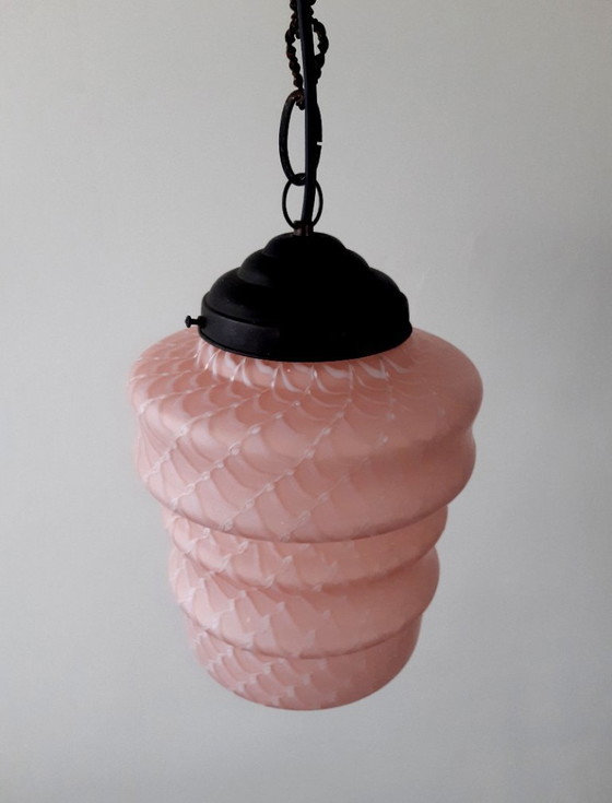 Image 1 of Lampada da soffitto in vetro Art Déco, lampada a sospensione vintage in vetro satinato rosa con attacco in rame