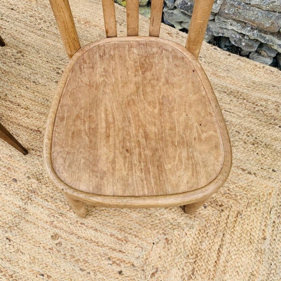 Image 1 of Ein Paar ungleiche Stühle