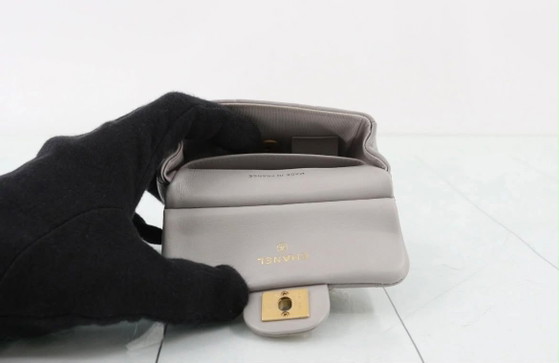 Chanel Mini Top Handle Rectangular Flap Grey – Gold Hardware – Entrupy – Borse a mano, Pelle, Metallo (photo 10 of 11)