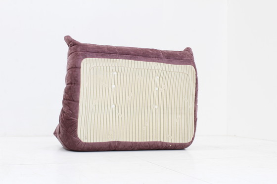 Image 1 of Vintage Togo 2 Sitzer Sofa lila Samt ligne roset Michel Ducaroy