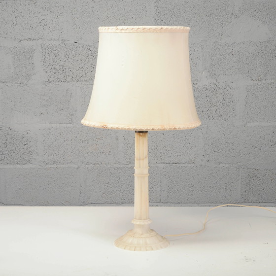 20th Century Lamp with Alabaster Stone Base – Table lamps (photo 6 of 6)
