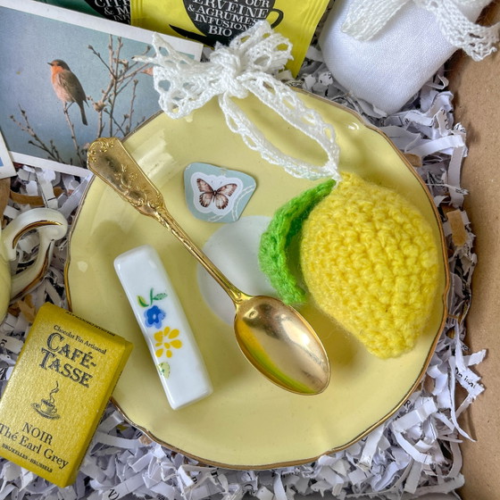 Mystery Box Limone Vintage – Edizione Limitata | Tazza, Libro Misterioso, Tovagliolo Vintage, Limone (photo 7 of 17)