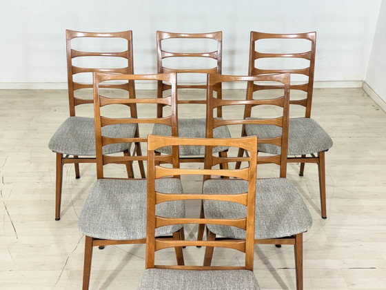 Image 1 of Lot de 5 chaises de salle à manger/cuisine/vintage de style mid-century, très belles.