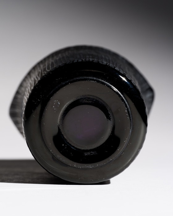 Image 1 of Claus Josef Riedel Skulpturale Vase aus schwarzem Kunstglas, Österreich, 70er-80er Jahre, Op-Art, SELTEN