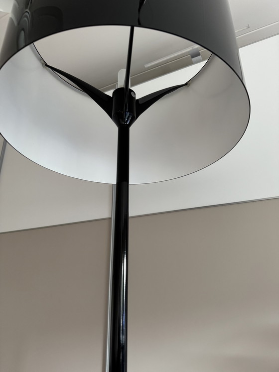 Image 1 of Flos floor lamp, spun light. 3 small damages on the base.