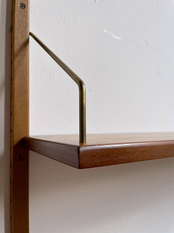 Image 1 of Vintage wandsysteem in de stijl van het Cadovius Royal System - Deens vintage - teak fineer