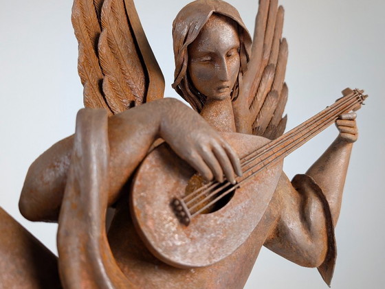 Image 1 of Sculpture d'ange en fer forgé de style néo-Renaissance espagnole, jouant du luth, vers 1900