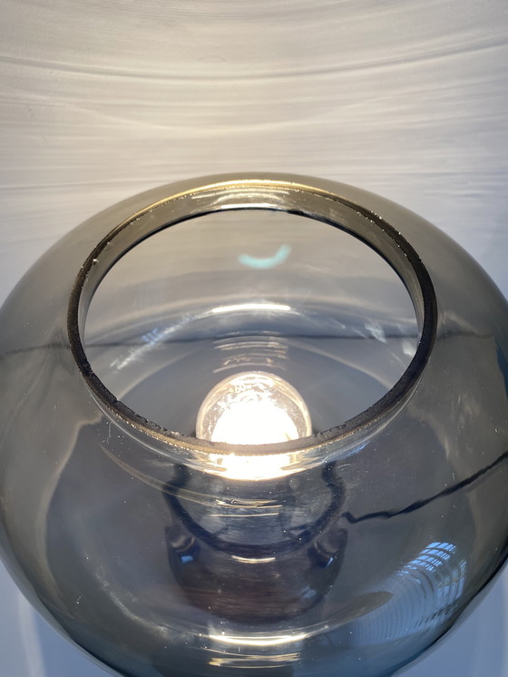 Image 1 of Lampe de table au design vintage