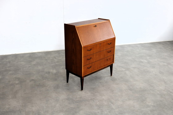 Image 1 of Segretaria svedese vintage in teak