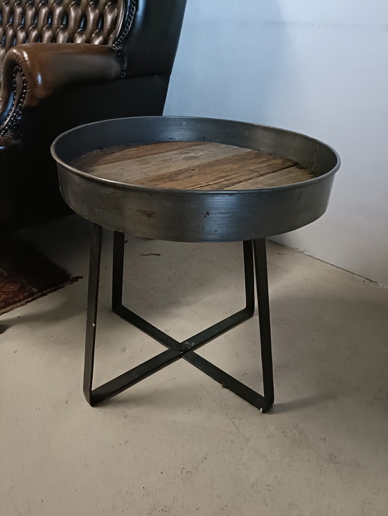 Image 1 of Table d'appoint