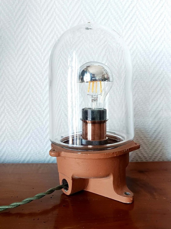 Image 1 of Vintage globe lamp