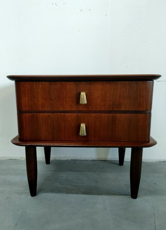 Image 1 of Vintage set of classic bedside tables from the 1950s/60s.