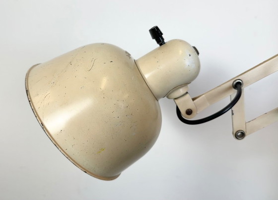 Image 1 of Beigefarbene, industrielle Wandleuchte im Midcentury-Stil mit Scherenmechanismus von Wila Leuchten, 1960er Jahre