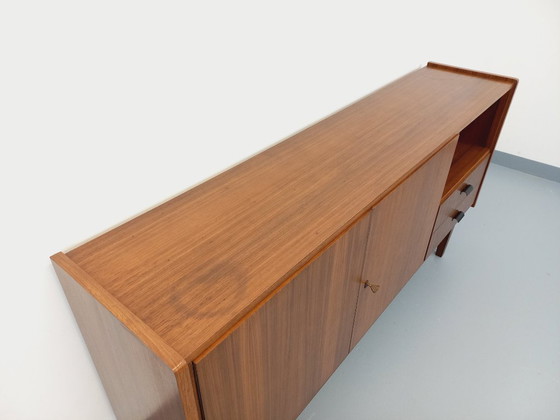 Image 1 of Vintage Scandinavian-style teak sideboard from the 1960s