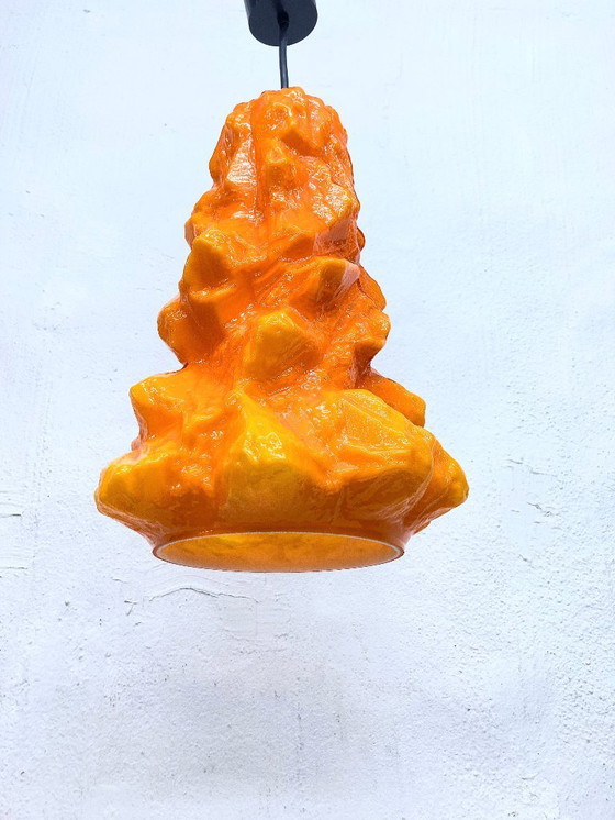 Image 1 of  Lámpara colgante de cristal de Peill&Putzler diseño años 70s 80s modelo Alaska naranja