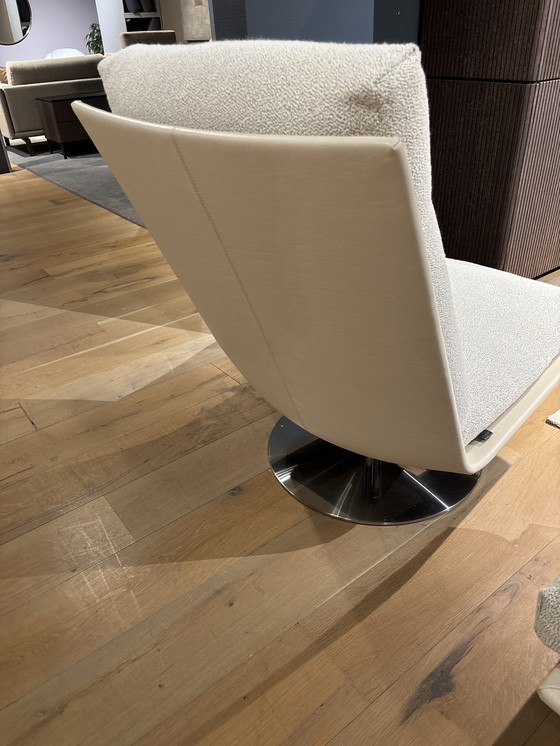 Image 1 of Leolux Fauteuil met Hocker