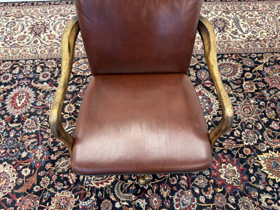 Sedia da ufficio Chesterfield classica inglese rosso bordeaux – Sedie da ufficio, Leather, Wood (photo 6 of 7)