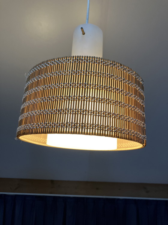 Image 1 of Vintage Scandinavische hanglamp met teak hout en houten kap