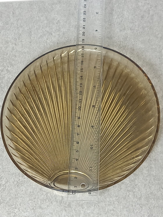 Ciotola Art Déco in Vetro Fumé – Accessori da tavola, Glass (photo 7 of 10)