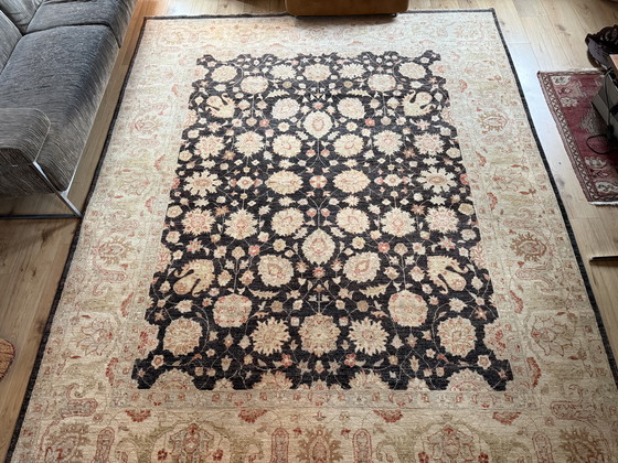 Image 1 of Grande tappeto annodato a mano in un tranquillo stile Ziegler