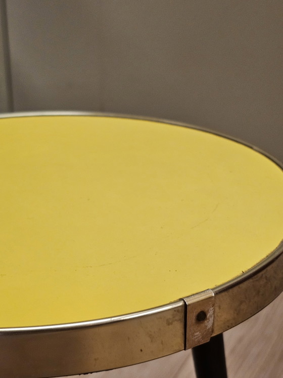 Vintage Yellow Plant Table Small Table Side Table Table – Wood (photo 4 of 6)