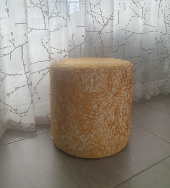 Image 1 of Design Authentique - Pouf Rond sur Mesure – Tissu Karin Sajo Paris « Écume Soleil »