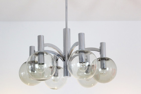 Kronleuchter aus Chrom und Glas von Kaiser Leuchten (Foto 3 von 9)