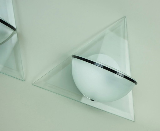Paar italienische Wandlampen SCONCES aus den 1980er Jahren Lamperti Modell Illo geätztes Glas und Metall