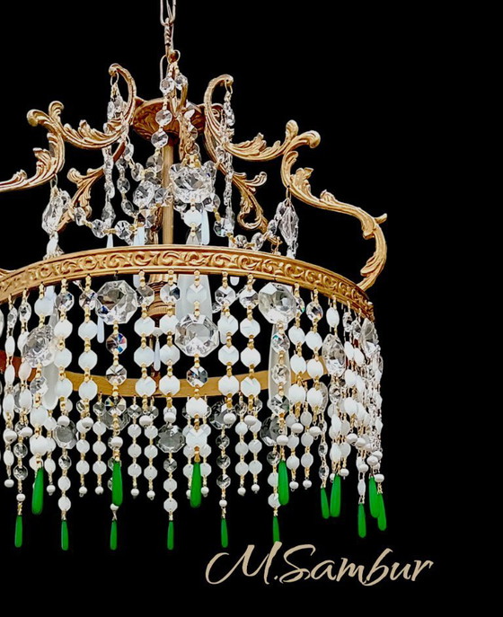 Image 1 of Kroonluchter met wit melkglas en authentiek kristal.