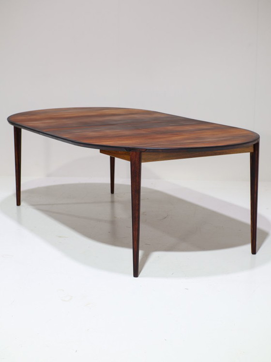 Image 1 of Henry Rosengren Hansen round extendable dining table rosewood