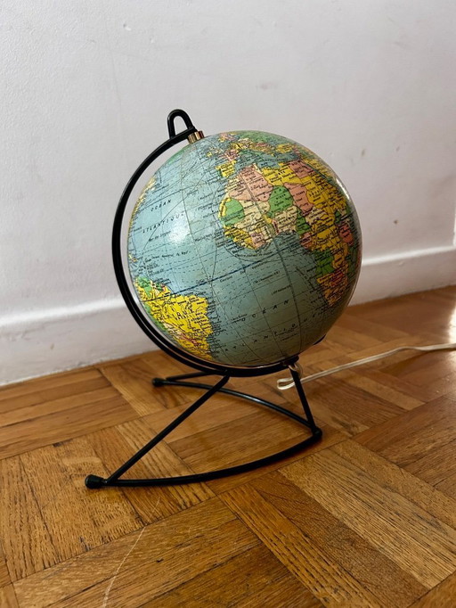 Girard et Barrere globe lamp from the 60s